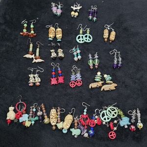 51 Pieces of Hand Made Earrings - Vintage Carved Glass Stones Bone - Jewelry Lot